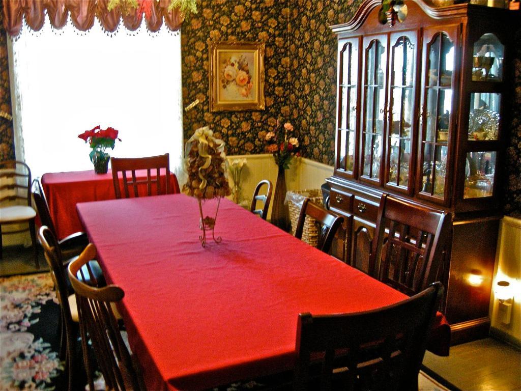 The Old Tower House Bed & Breakfast North Bend Exteriör bild